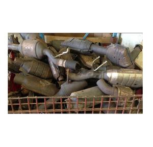 Convertisseur catalytique utilisé à des performances fiables en excellent état avec une excellente offre de tuyaux d'échappement à bas prix - Product Image 4