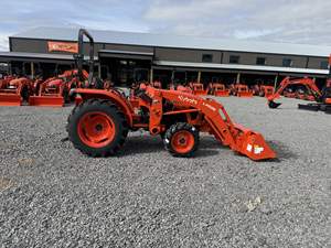 Tractor Agrícola L3302 DT de 55HP con Tracción en las 4 Ruedas y Transmisión por Engranajes (Serie L) con Motor, Caja de Cambios, Rodamientos y Bomba - Mini Tractor Agrícola - Product Image 5