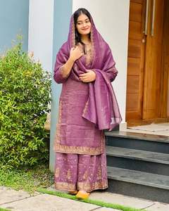 Ensemble de costumes pakistanais Salwar Kameez pour femmes à vendre du fournisseur en gros - Product Image 3