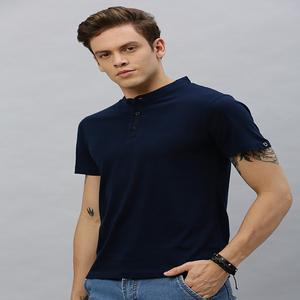 Tendance T-shirt noir pour hommes solide longueur régulière, col haut demi-manches tricoté coton tissu t-shirt pour hommes fabriqué en Inde - Product Image 3