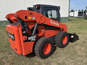 Chargeuse compacte Kubota SSV75 d'occasion avec moteur, pompe, boîte de vitesses et PLC - Product Image 5