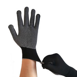 Gants en PVC à pois d'un seul côté de la meilleure qualité Gants doux et confortables de sécurité pour le travail tricotés à la main en coton polyester avec une bonne adhérence - Product Image 2