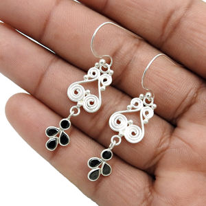 Pendientes colgantes bohemios clásicos de aspecto elegante de Zirconia cúbica negra de Plata de Ley 925 de la mejor calidad de diseño moderno para mujeres y niñas - Product Image 4