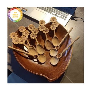 Cuillère en bois fait à la main en bois d'hévéa pour mélanger le thé le café et servir la salade outils de cuisine Source du Vietnam - Product Image 2