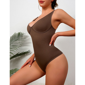 Mono sexy con cuello en V profundo y abertura en la cintura para realzar la figura perfecta de la mujer - Product Image 6