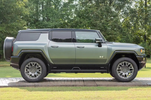 รถ SUV ฮัมเมอร์ EV ปี 2024 สภาพดี ใช้งานน้อย ราคาขายส่ง ไม่มีปัญหาเครื่องยนต์ พร้อมขับ - Product Image 3