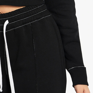 High Quality Women Hoodie With <b>Cropped</b> <b>Zip</b> <b>Up</b> Closure With Contrasting Stitching Detail Full Sleeves Design for Bulk Buyers 2026 - Product Image 4