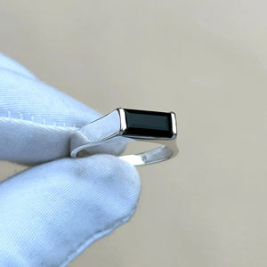 Anillo de sello para hombre Anillo de ónix negro natural Plata de Ley 925 Rectángulo Declaración Joyería Fábrica Venta al por mayor Fabricante personalizado - Product Image 3