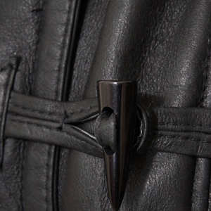 เสื้อแจ็คเก็ตหนังแท้คุณภาพพรีเมียมสำหรับผู้หญิง รุ่นปกติ กันน้ำ ระบายอากาศได้ดี คุณภาพสูง MOQ ต่ำ ดีไซน์ทันสมัย สีใหม่ - Product Image 6