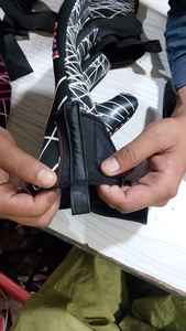 Gants de gardien de but Style unique Latex avec cuir respirant Gants de football OEM Logo personnalisé - Product Image 4