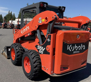 รถตักล้อยาง Kubota SSV65 พร้อมอุปกรณ์ตัดไม้สำหรับงานป่าไม้ รถตักขนาดกะทัดรัดประสิทธิภาพสูงสำหรับงานหนัก - Product Image 5