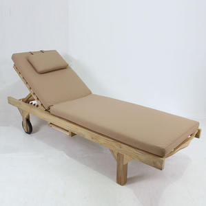 Chaise longue en teck - Product Image 1