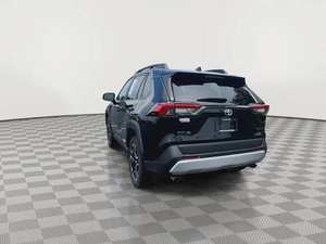 Véhicule d'occasion de haute qualité, berline compacte diesel 2024, cuir, transmission automatique, pack style tout-terrain, exportation - Product Image 2