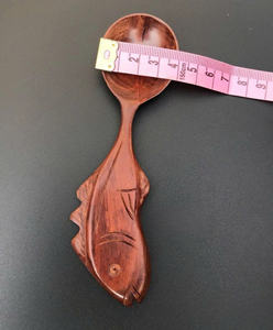 Cuillères en bois de qualité supérieure pour cadeaux d'entreprise: outils de cuisson en bois naturel, gravure de logo personnalisé. - Product Image 2