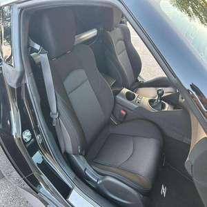 2025 Z Sport, Transmisión Manual de 8 Velocidades, 6600 Millas, Motor de 10 Cilindros Twin-Turbo, Coupé con Volante a la Izquierda, Bajo Kilometraje, Precio Accesible, Disponible en Stock - Product Image 6