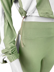 2025 printemps deux pièces survêtement ensemble Street Wear tendance vêtements sport pantalons ensembles 2 pièces survêtement femmes ensembles - Product Image 3