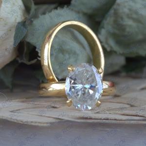 ชุดเครื่องประดับงานหมั้นสีเหลืองทอง10KT 2.25 tcw แหวนเพชรโมอิสเจียระไนรูปวงรีและการตั้งค่ากรงเล็บของเจ้าสาวสำหรับผู้หญิง - Product Image 5