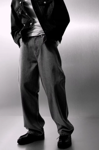 Pantalon Baggy Denim Unisexe de Haute Qualité Gris Foncé - Product Image 4