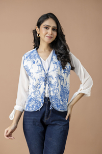 Chaqueta acolchada con cuello en V y Parte delantera abierta Reversible con estampado floral de bloque de algodón indio transpirable ecológica hecha a mano - Product Image 5