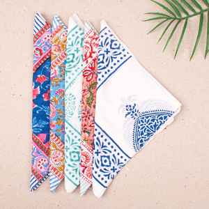 Ensemble de 5 bandanas en coton imprimé floral artisanal, doux, bio, style bohème - Product Image 6