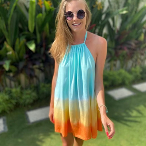 Ecológico lavable dulce Tie Dye Halter Mini vestido Ombre espalda descubierta Flare silueta playa vestido de verano hecho en La India - Product Image 1