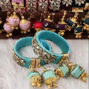 Brazaletes Kundan de hilo de seda hechos a mano de lujo con Latkan para joyería nupcial, ropa de fiesta de boda india al por mayor proveedor a granel - Product Image 1