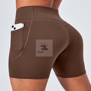 Pantalones cortos de compresión de Yoga de cintura alta Pantalones cortos de cintura elástica transpirable con bolsillos - Product Image 2