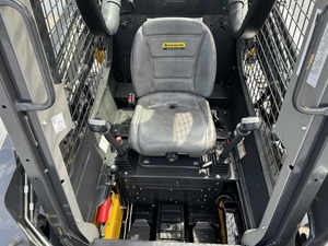 ซื้อรถตักขนาดเล็กของฮอลแลนด์ L220มือสองใหม่2020 - Product Image 5