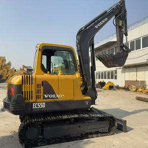 Mini-excavatrice Volvo EC55D d'occasion, 5T, avec godet de terrassement, moteur et pompe d'origine, modèle coréen 2021 - Product Image 1