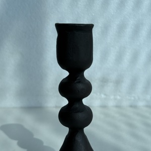Bougeoir noir à base ronde avec un design élégant, nouveauté, support d'éclairage pour événements, décoratif pour mariage et fête à bas prix - Product Image 3