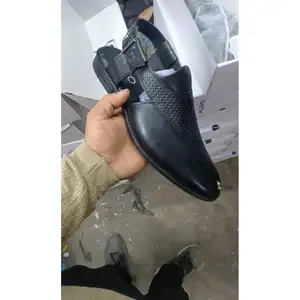 Sandálias de couro genuíno pretas em cores, calçados masculinos incríveis, calçados de couro com embalagem padrão, super vendidos
