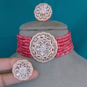 Elegante Juego de Gargantilla con Acabado de Precisión y Estilo Premium, Color Oro Rosa, con Perlas de Circonita Cúbica, Colección de Boda para Mujer - Product Image 2