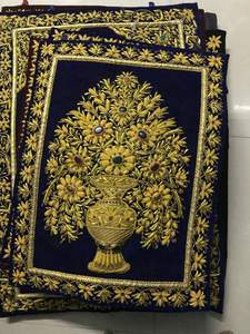 Fournisseur indien Ornate Wall Hanging Jewel Carpet Une pièce de déclaration pour les thèmes de décoration classiques disponibles pour l'exportation depuis l'Inde - Product Image 5