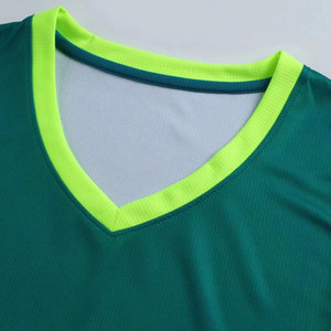Uniforme de basket-ball sans manches respirant sur mesure de haute qualité pour hommes, kit de maillot à séchage rapide, vêtements de sport en gros - Product Image 3