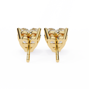 Hermosos Pendientes de Oro de 18K con Diamante de Corte Esmeralda Cultivado en Laboratorio, Joyería de Oro de 14K en Forma de Corazón - Product Image 2