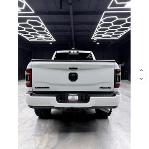 Ramz 2500 Laramie Night Edition Diesel 4x4 Tout-Terrain d'occasion en excellent état, modèle 2021 - Product Image 3