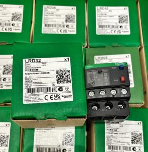 Schneider TeSys LRD thermal overload <b>relay</b> LRD32 23 - 32A 690V TeSys Deca Single phase motor protection <b>relay</b> AC / DC - Product Image 1