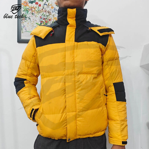 Chaqueta acolchada de alta calidad para hombre, ropa de abrigo con cuello redondo y capucha de espesor estándar, cremallera completa con bolsillos y logotipo frontal - Product Image 4