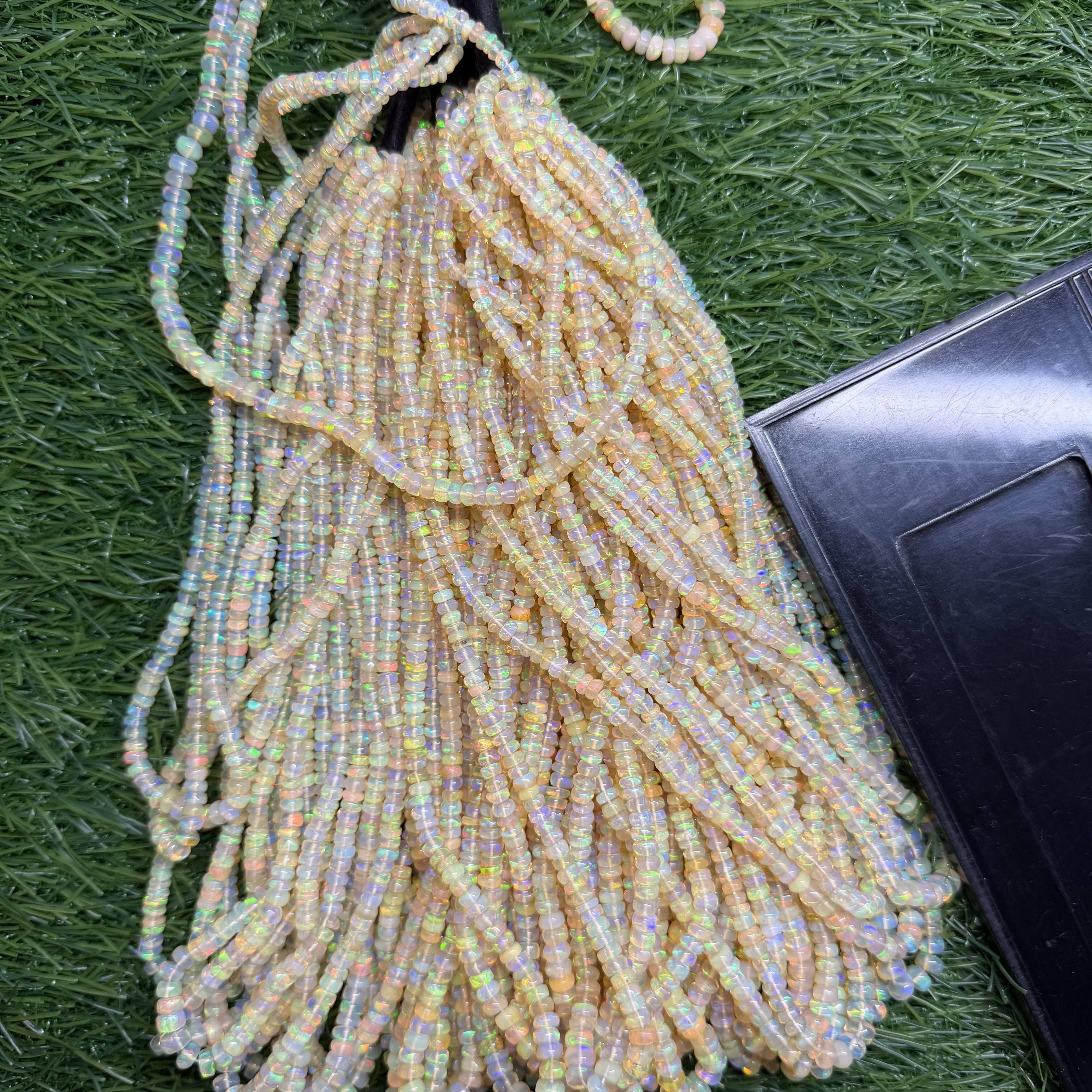 สีเหลืองเข้ม