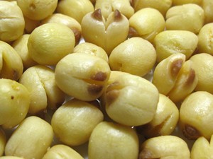 Natural Dried Lotus Nut/Seeds for Traditional Soup and Dessert Cooking - Product Image 2