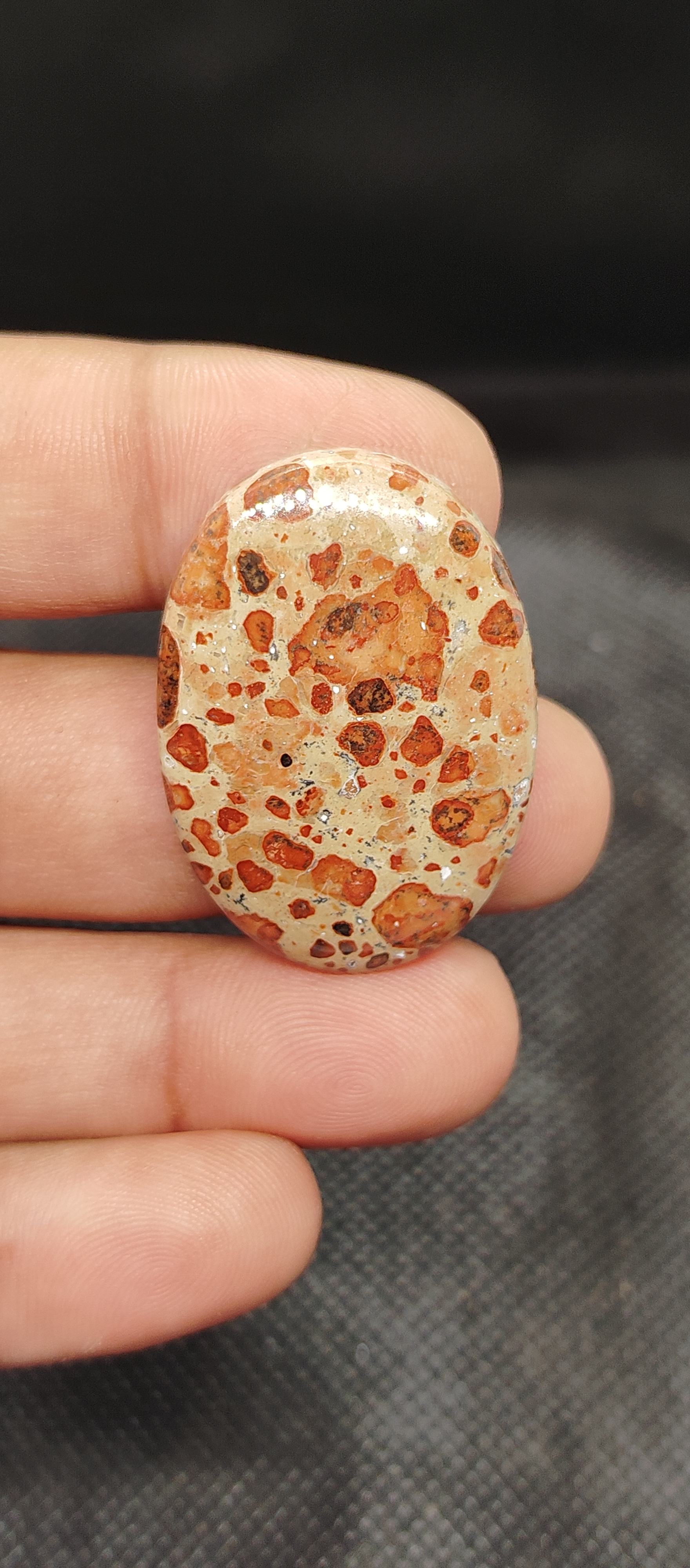 สีน้ำตาล