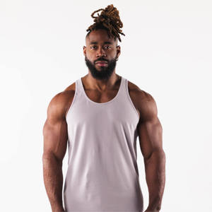 Débardeur décontracté personnalisé pour homme, idéal pour la gym, le fitness et la musculation, séchage rapide, col rond, en polyester et coton. - Product Image 1