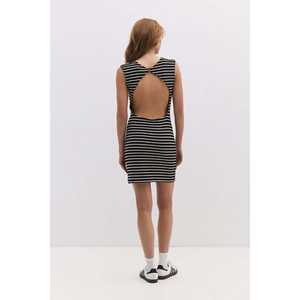 มินิเดรสลายทางดีไซน์เปิดหลัง - Product Image 6