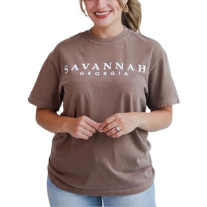 เสื้อยืดผู้หญิงทรงโอเวอร์ไซส์ผ้าฝ้าย 100% สำหรับฤดูร้อน สไตล์ลำลอง พิมพ์ลายโลโก้ตามสั่ง คอกลม ดีไซน์เรียบง่าย โลโก้แบบกำหนดเองได้ - Product Image 1