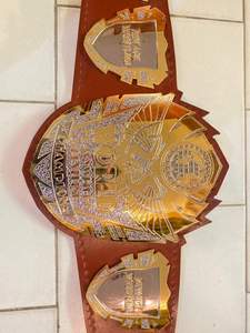 Cinturón de campeonato resistente personalizable Accesorio de réplica duradero para juegos y deportes - Product Image 3