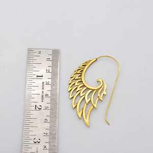 Elegantes Pendientes Étnicos con Diseño de Hoja Alada Dorada, Joyería Bohemia, Regalo para Mujer - Product Image 3