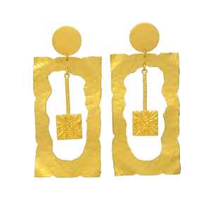 Pendientes de tuerca rectangulares geométricos chapados en oro para Mujer | Pendientes de tuerca gruesos y delicados | Regalos de joyería moderna para mujeres y niñas - Product Image 1