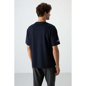 Camiseta Azul Marino 100% Algodón para Hombre, Corte Holgado con Textura Gruesa y Tela Jersey Estampada-88369 - Product Image 2