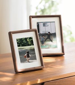 Marco de fotos artístico de madera que apoya exhibiciones creativas en estudios, galerías, inspiración, estilo elegante hecho a mano, calidad premium - Product Image 1