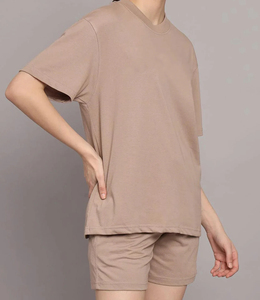 Ensemble short et t-shirt décontracté personnalisé 2026, haute qualité, en coton respirant, col côtelé, épaules tombantes, pour homme – Nouvelle collection à succès - Product Image 1